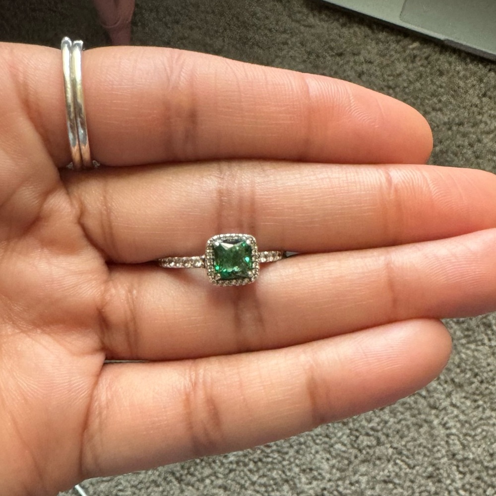 pandora silver and emerald green ring ring 6